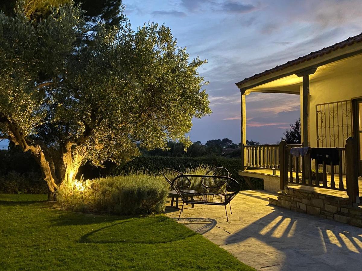Sea View Villa In Olive Garden Nea Kallikrateia Exterior photo